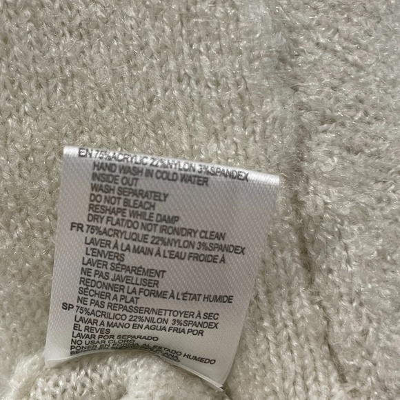 RDI Beige V-Neck Pullover Sweater - Picture 6 of 8